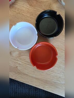 Set of 3 Gesline-301  Ashtrays - Black, White, Burnt Orange